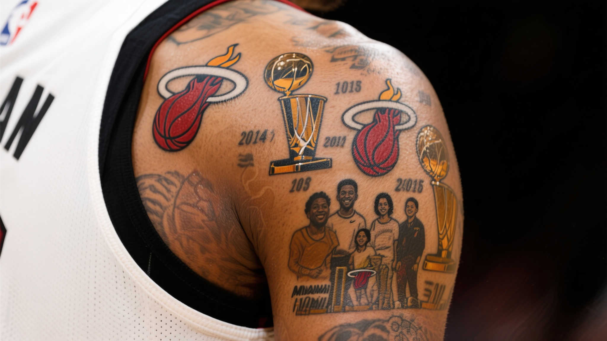 国家队的中 国家队的中