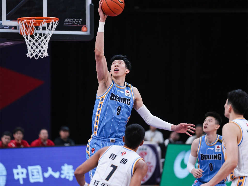 为锋线球员 为锋线球员