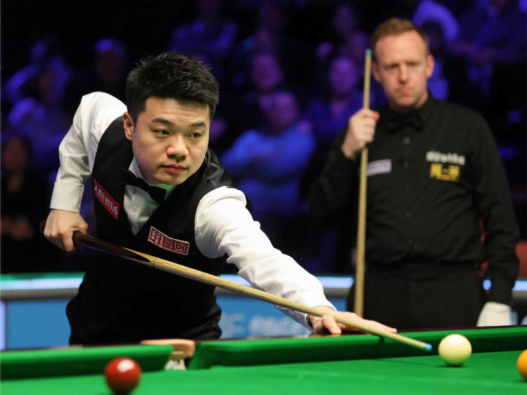 他似乎也措 他似乎也措